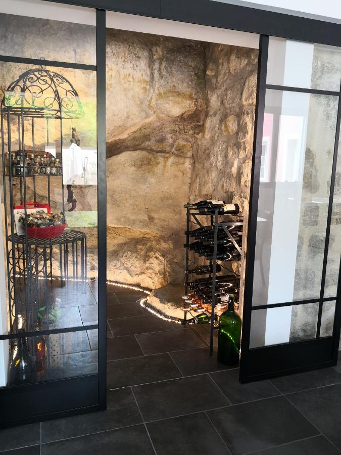 Hotel Les 7 Sources LʼIsle-Adam Exterior foto