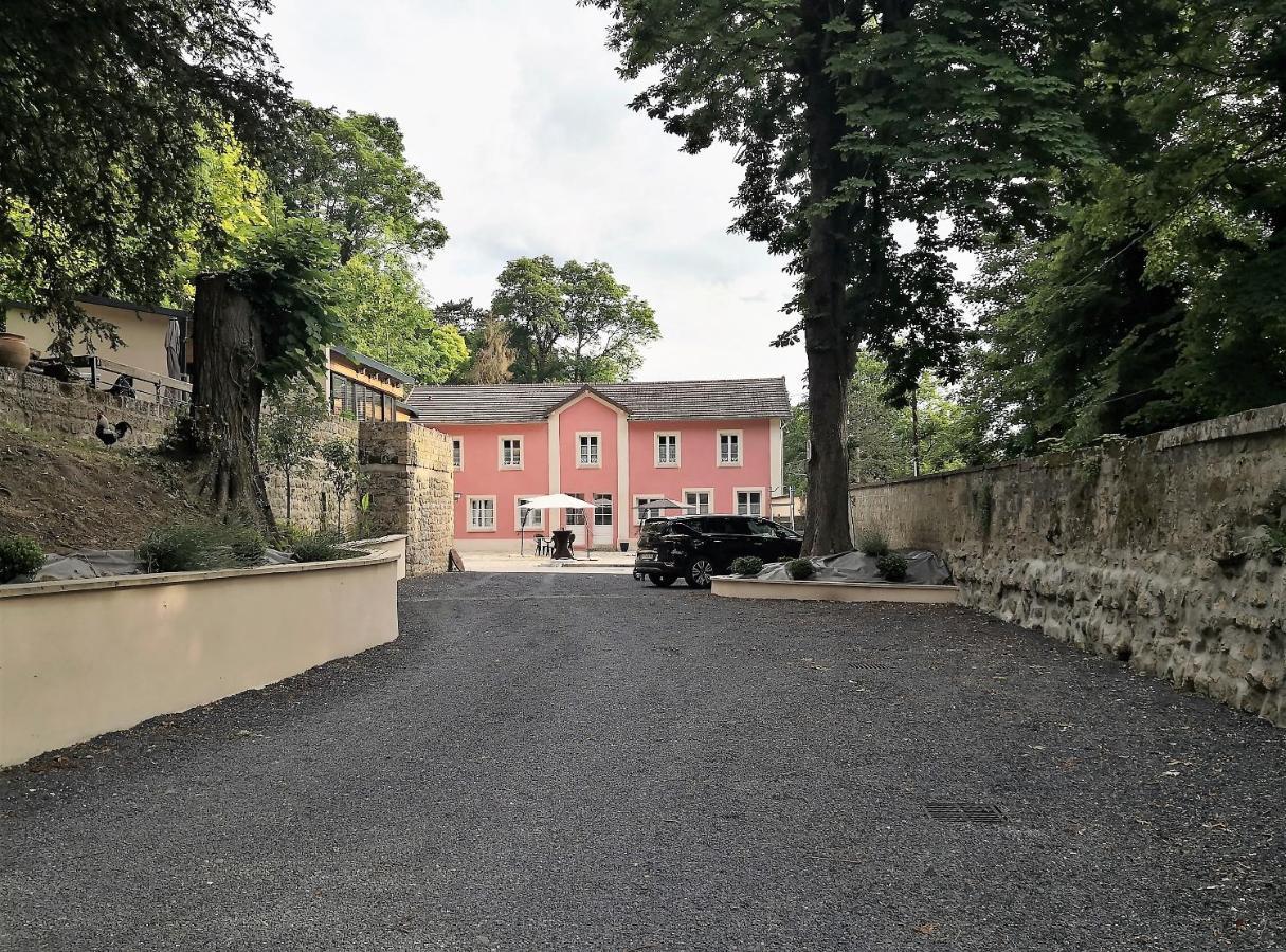 Hotel Les 7 Sources LʼIsle-Adam Exterior foto